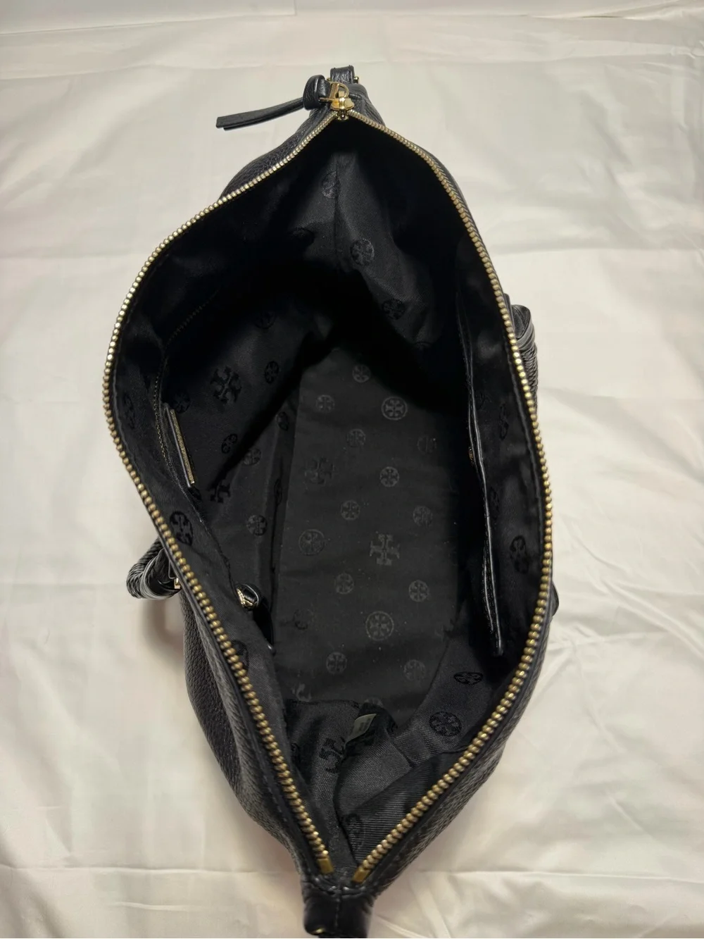 Tory Burch Black Leather Mcgraw Dome Tote